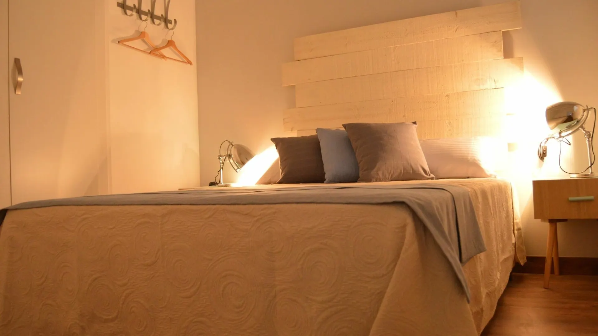 公寓 Tarragona Suites Mediona